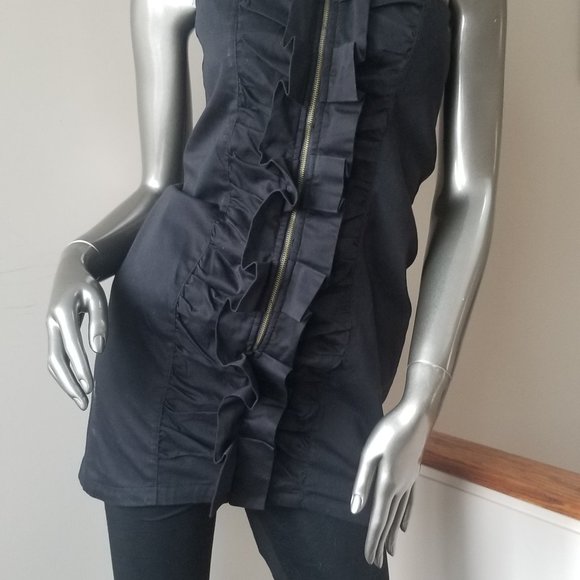 Black Strapless Top with Ruffles and Zipper - Picture 2 of 3